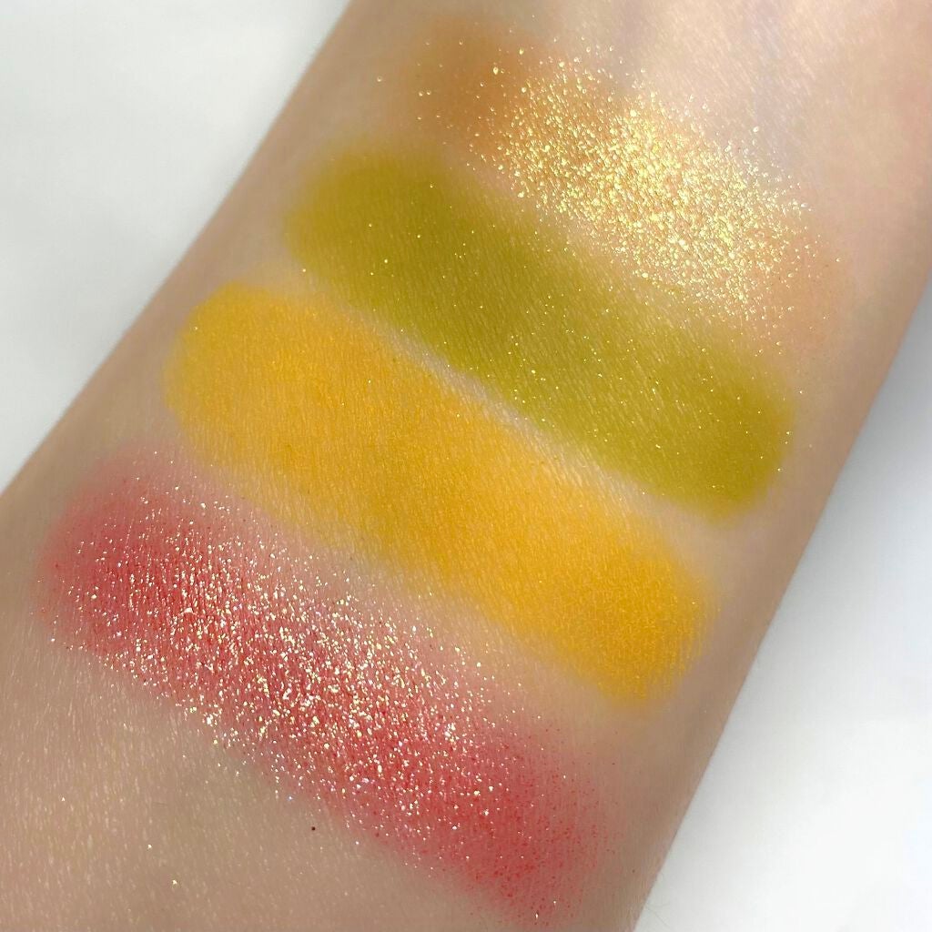 アイランドアドベンチャー4アイシャドウ/HEXZE(ヘックスゼ)/アイシャドウパレットを使ったクチコミ(4枚目)