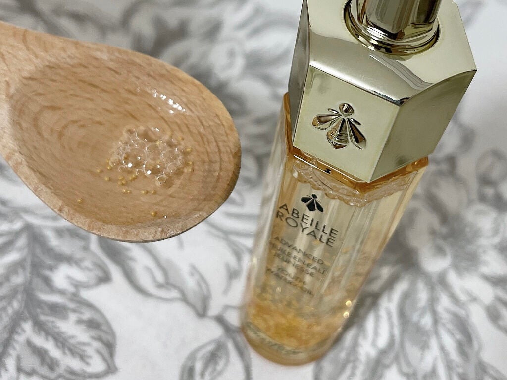 アベイユ ロイヤル ウォータリー オイル セロム/GUERLAIN/美容液を使ったクチコミ(3枚目)