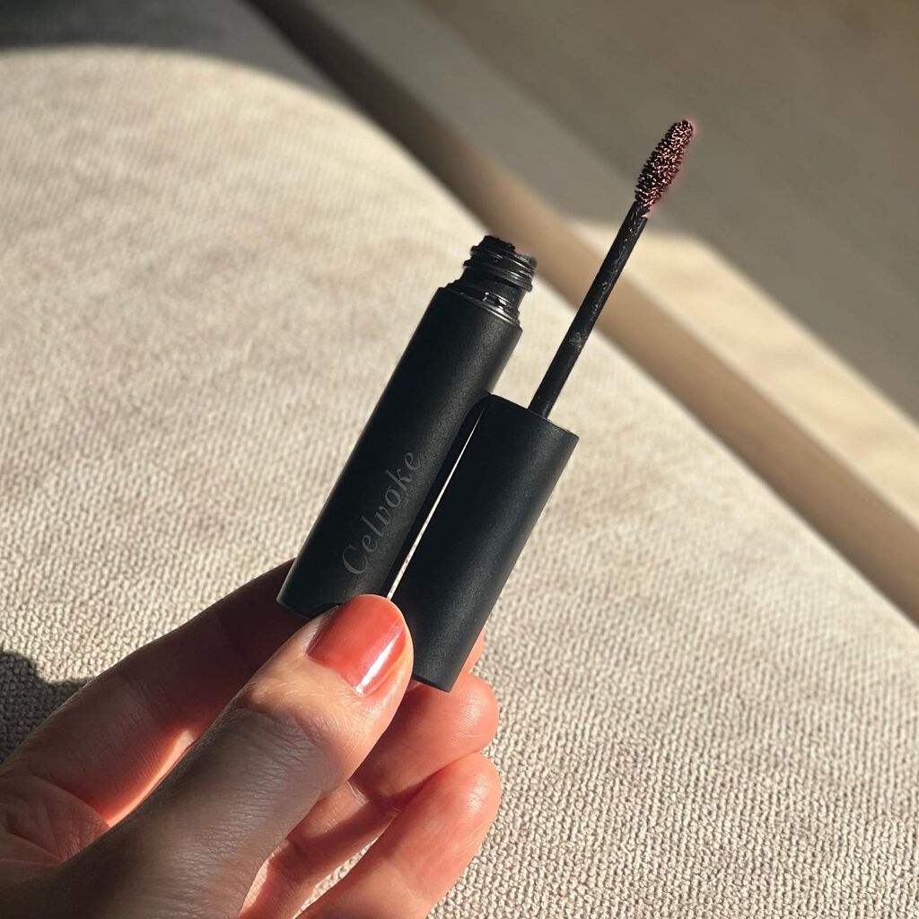 セルヴォーク インディケイトアイブロウマスカラ C/Celvoke/眉マスカラを使ったクチコミ(4枚目)