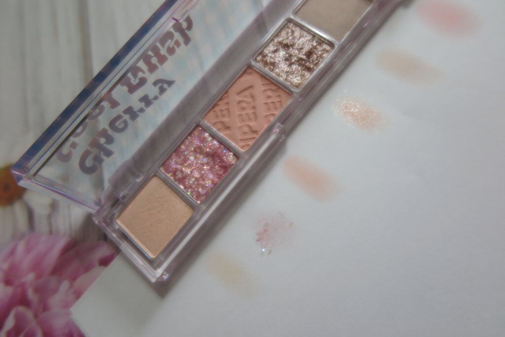 オール テイク ムード パレット(24AD)/PERIPERA/アイシャドウパレットを使ったクチコミ(3枚目)