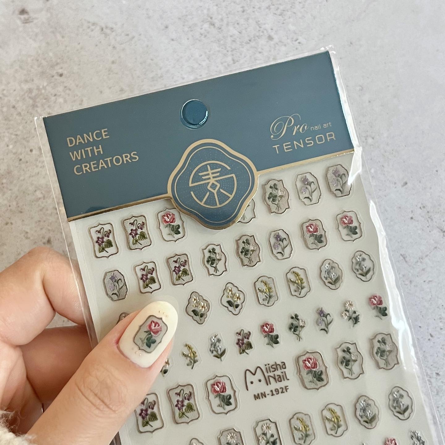 ビジューアートジェル/Naility!/ジェルネイルを使ったクチコミ（3枚目）