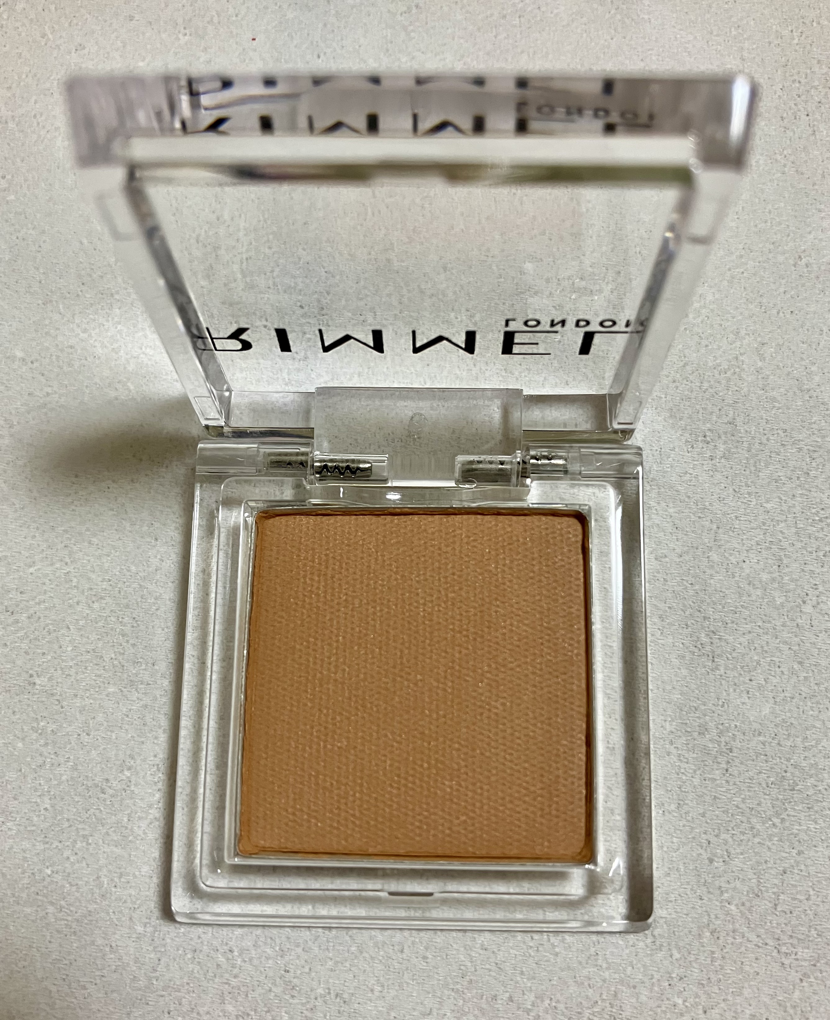 リンメル
ワンダーキューブ アイシャドウ マット
M001 バターキューブ
￥880


■購入のきっかけ

・パレットの濃い締め色はほとんど使わない(奥目&奥二重)
・マットな質感が良い
・イエベに合う肌馴染みの良いベージュを探していた(