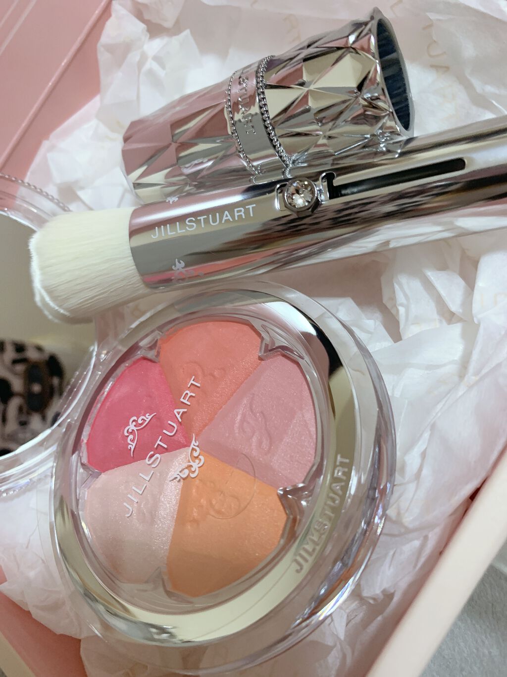 ジルスチュアート ブルーム ミックスブラッシュ コンパクト/JILL STUART/パウダーチークを使ったクチコミ（1枚目）