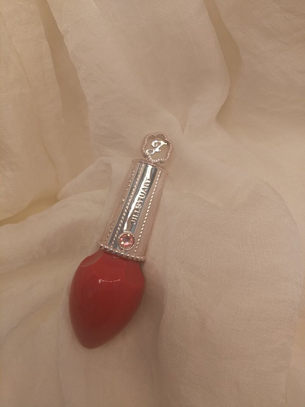 フォーエヴァージューシー オイルルージュ ティント 01 forbidden fruit/JILL STUART/リップティントを使ったクチコミ（2枚目）