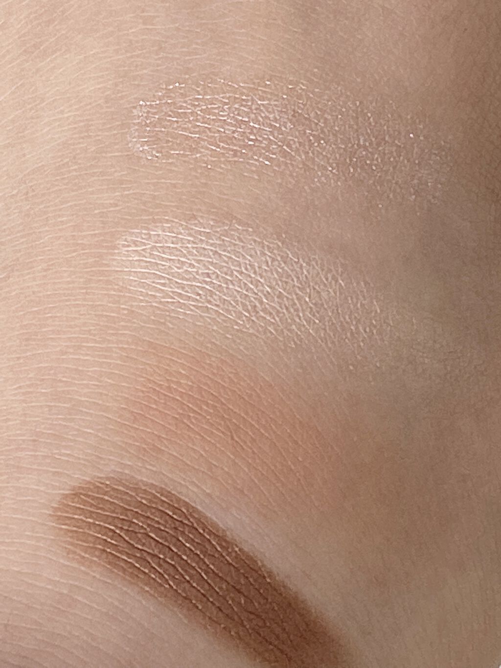 ベージュトーンアイシャドウ/CEZANNE/アイシャドウパレットを使ったクチコミ（3枚目）