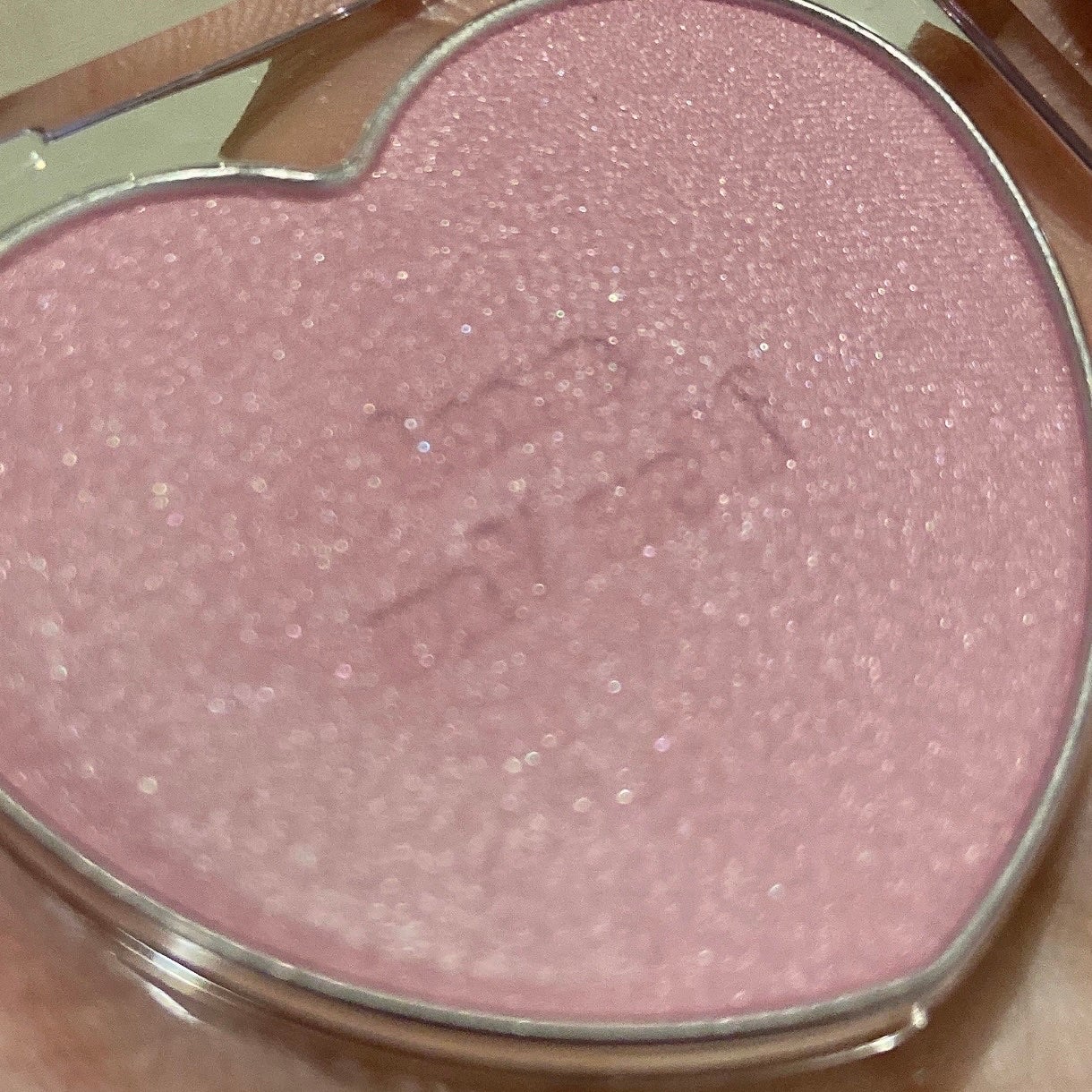 ハートポップブラッシャー/ETUDE/パウダーチークを使ったクチコミ(4枚目)