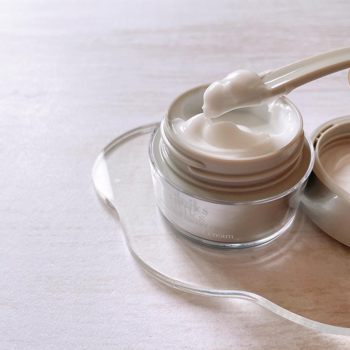 アドバンスバリア クリーム (敏感肌用クリーム)/iniks/フェイスクリームを使ったクチコミ(2枚目)