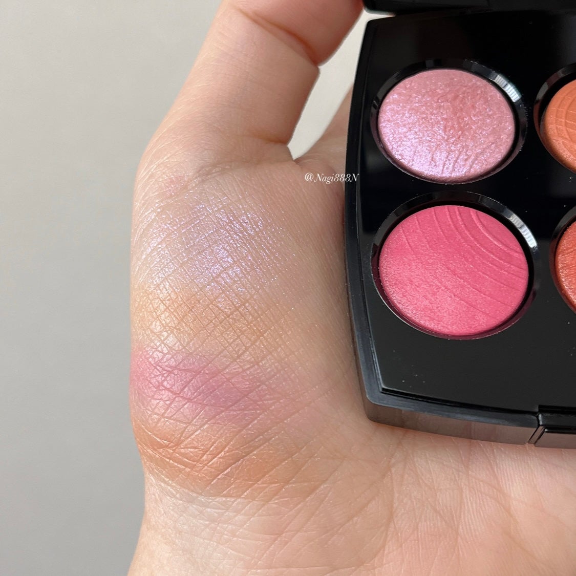 レ キャトル オンブル/CHANEL/アイシャドウパレットを使ったクチコミ(3枚目)