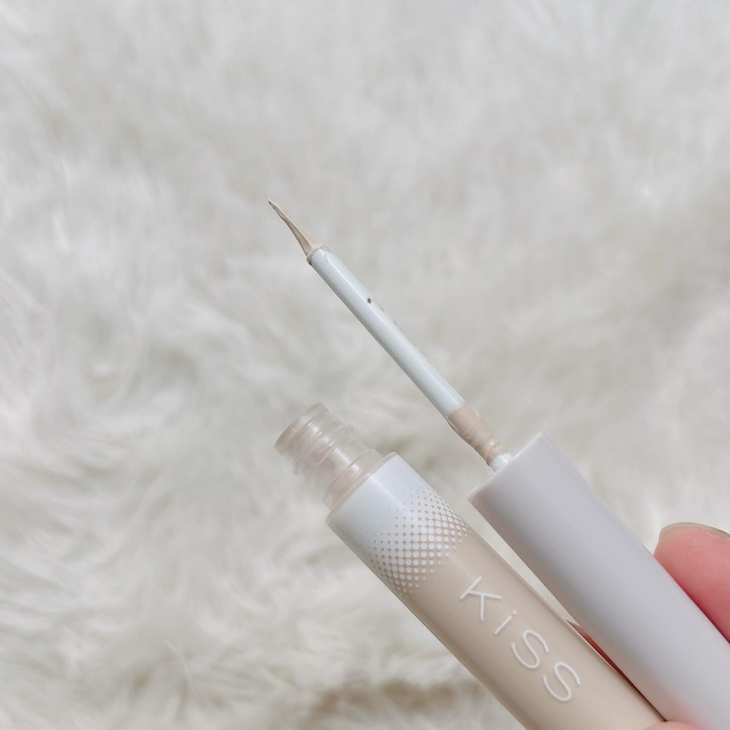 スキニー リキッドコンシーラー/KiSS/リキッドコンシーラーを使ったクチコミ（2枚目）