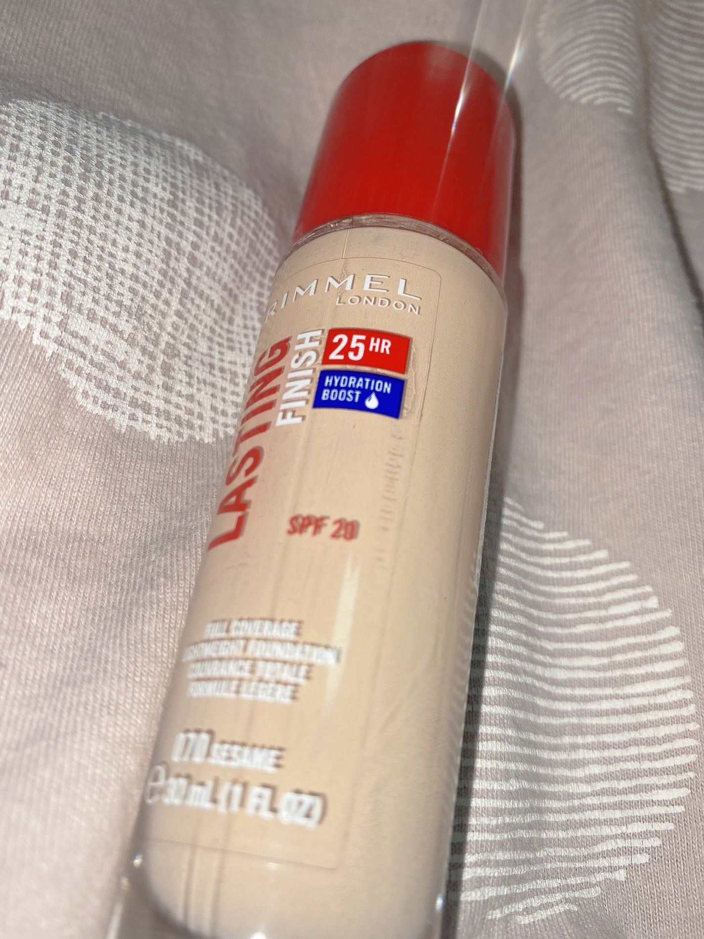 ラスティングフィニッシュ ファンデーション/リンメル ロンドン/リキッドファンデーションを使ったクチコミ(1枚目)