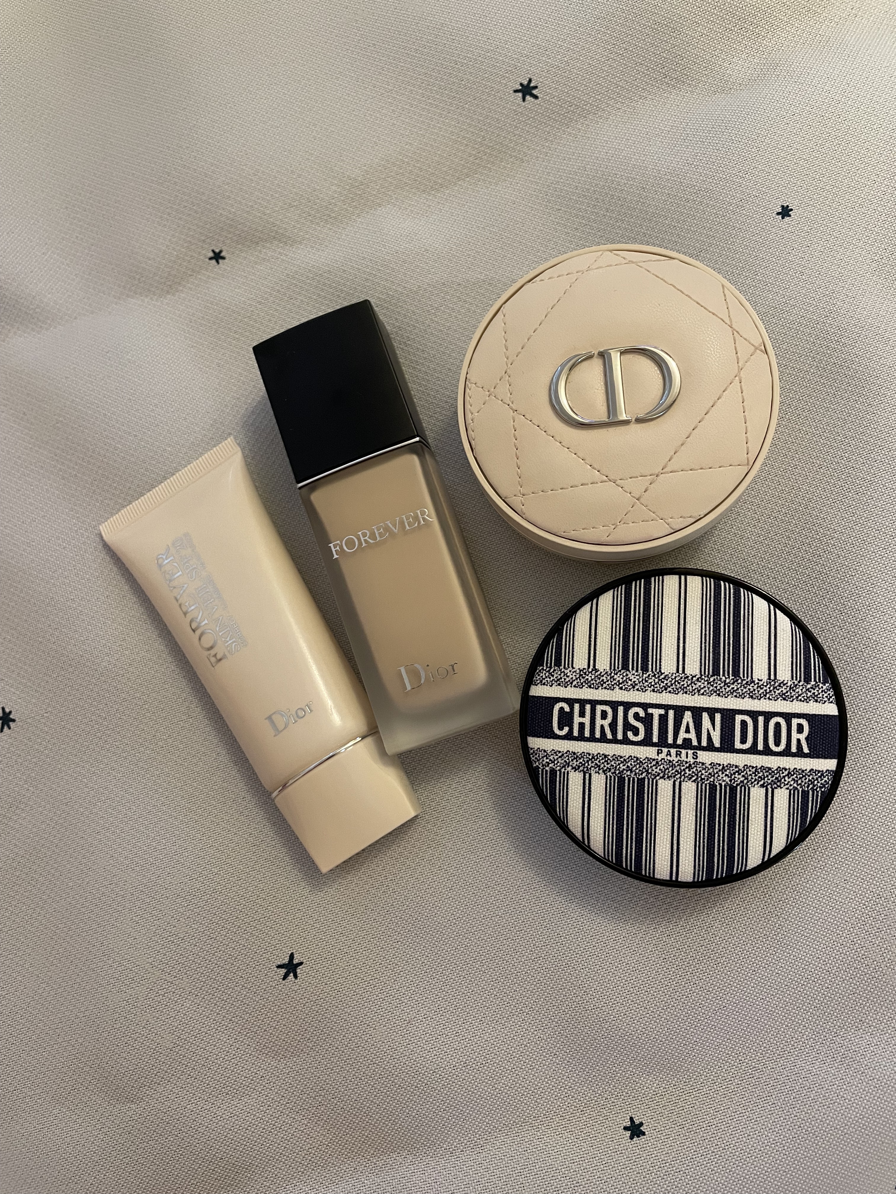 ディオールスキン フォーエヴァー フルイド マット/Dior/リキッドファンデーションを使ったクチコミ（2枚目）