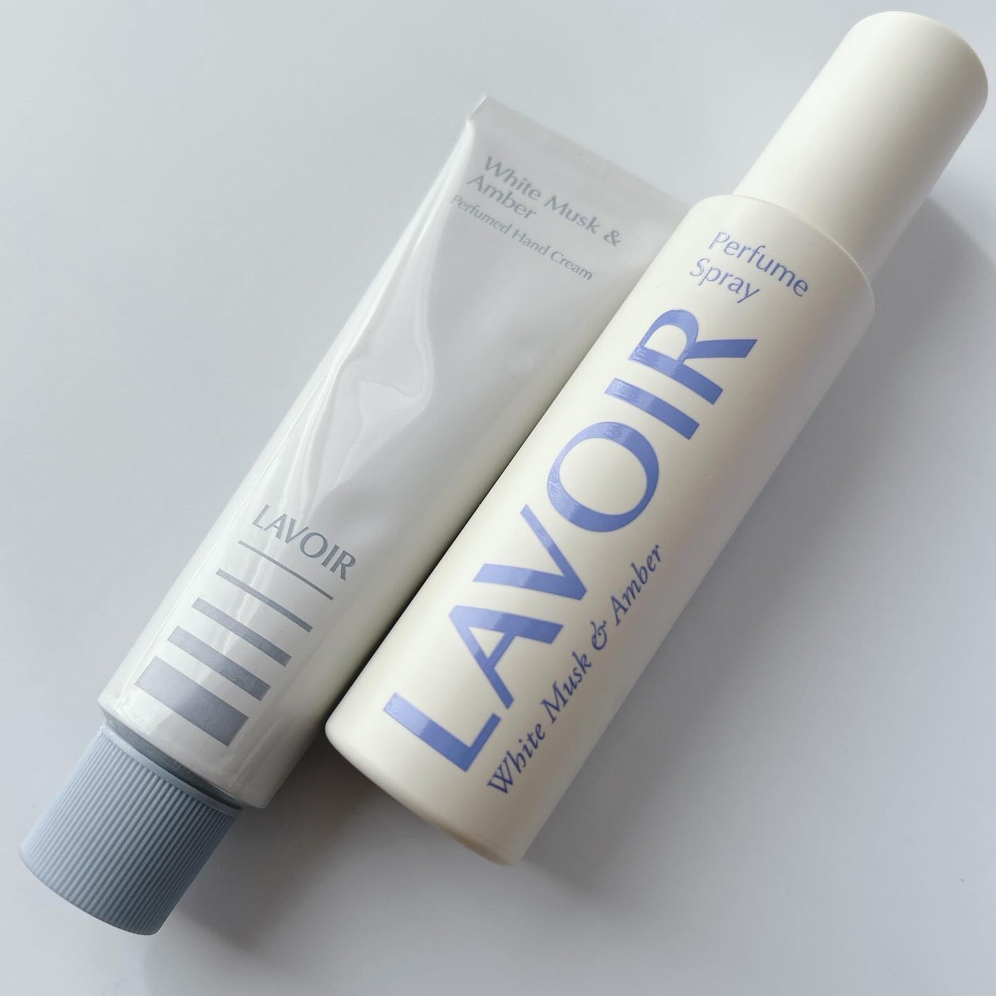 パフュームハンドクリーム ホワイトムスク&アンバー/LAVOIR/ハンドクリームを使ったクチコミ(1枚目)