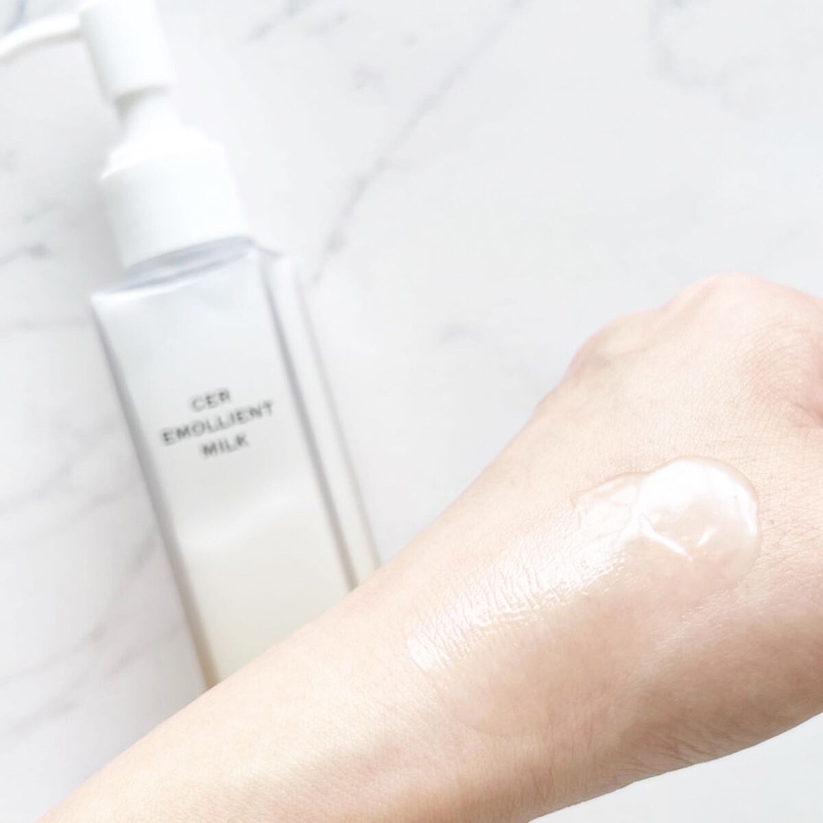 エモリエントミルク /cerXcer/乳液を使ったクチコミ（2枚目）