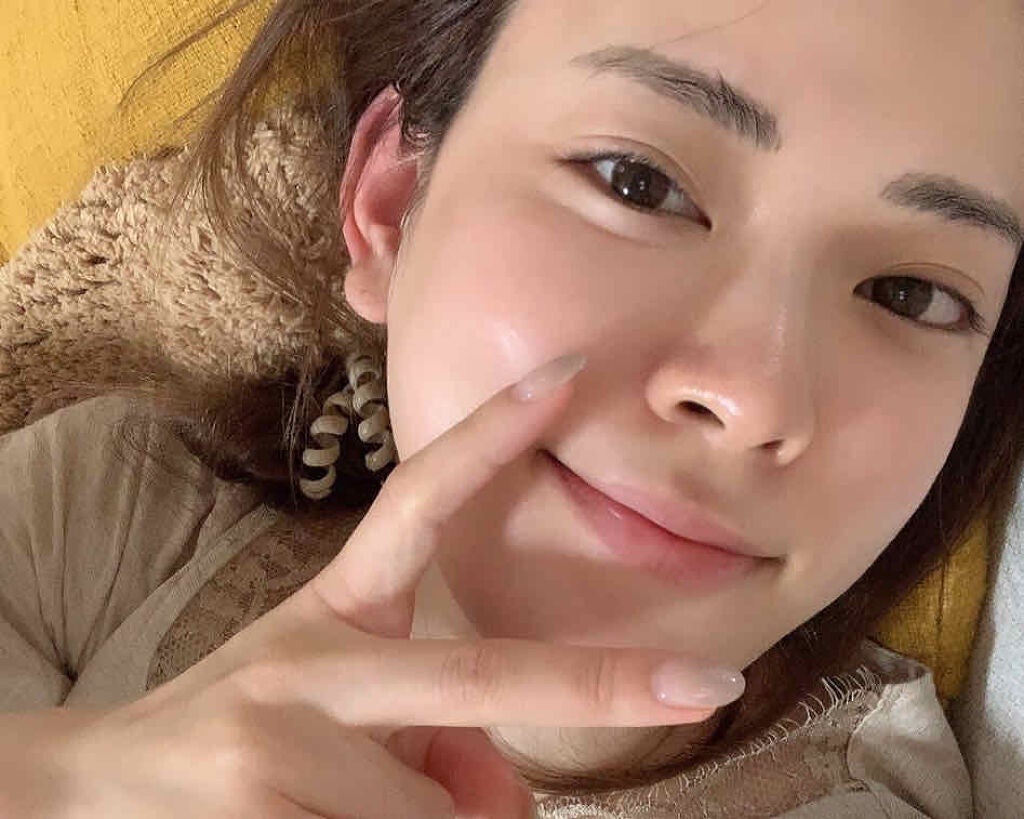 関根りさ on LIPS 「12/16(水)発売のDEWキャビアドットブースター洗顔後、化..」(3枚目)