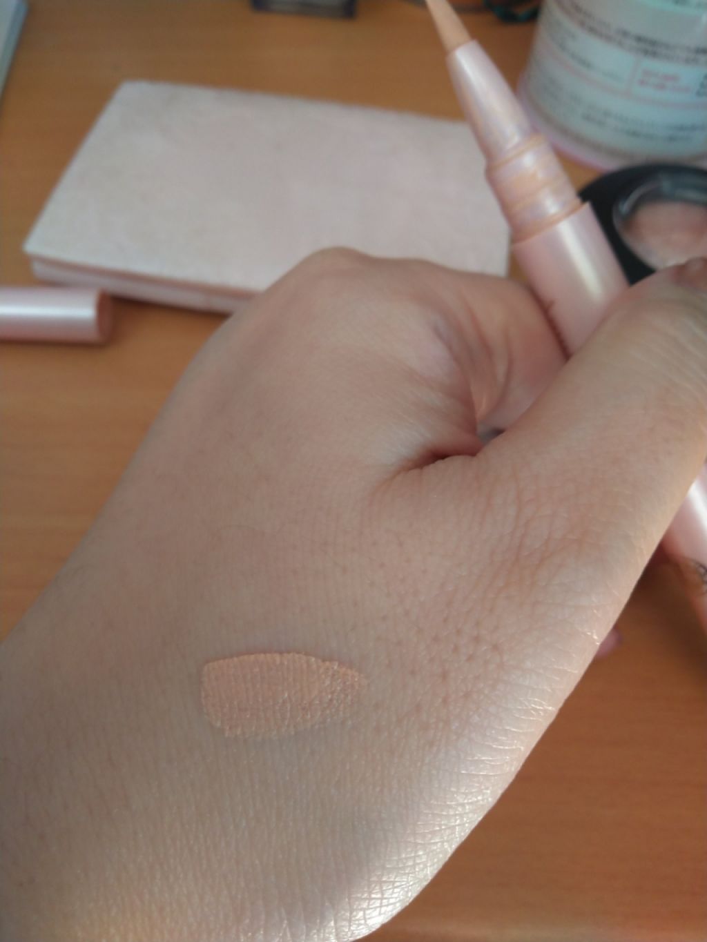 アミュールシフォン G-メイク ブライトナー/ハウス オブ ローゼ/リキッドコンシーラーを使ったクチコミ(3枚目)