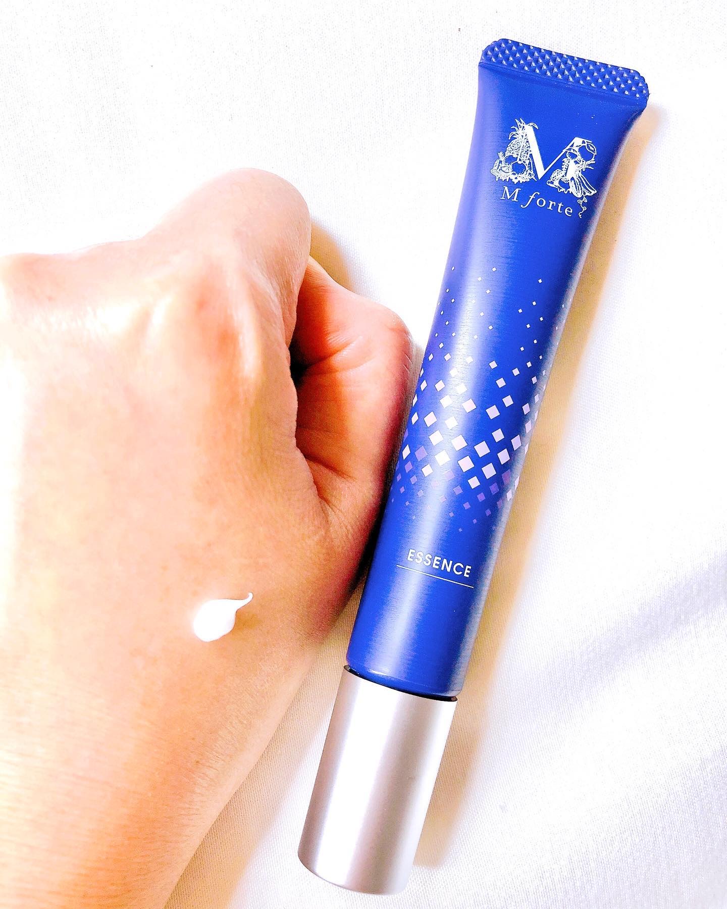 リンクルブライトエッセンス/M forte(エムフォルテ)/アイケア・アイクリームを使ったクチコミ（2枚目）