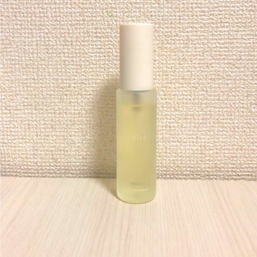 SHIRO バニラ オードパルファンのクチコミ「shiro 
オードパルファン バニラ
40ml/1.4us fl oz

バニラ！！！って感.....」（1枚目）