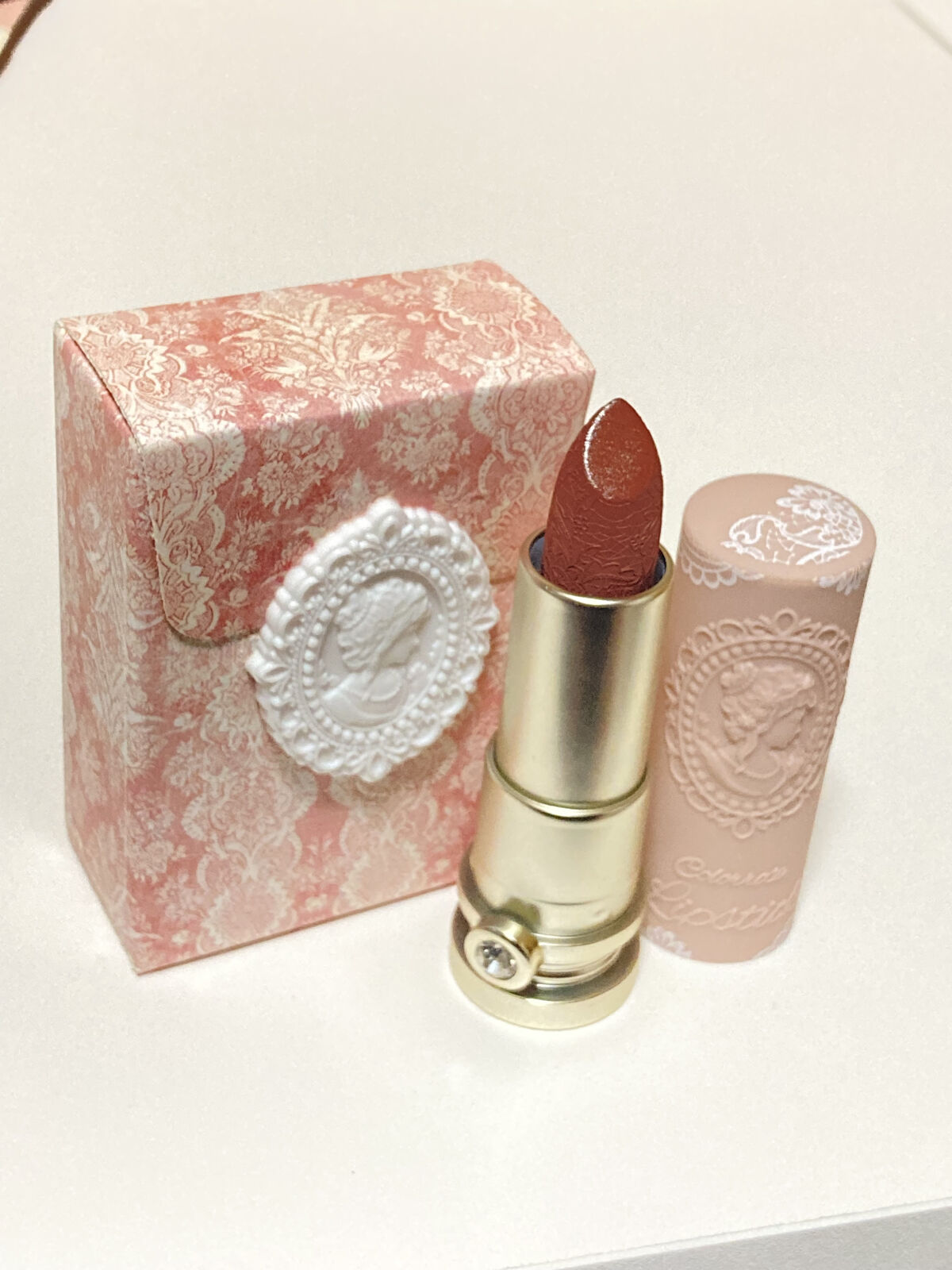 女王のカメオリップスティック/COLORROSE/口紅を使ったクチコミ（3枚目）