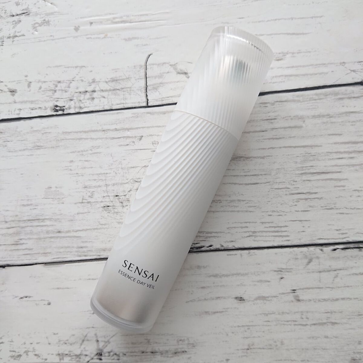 SENSAIセンサイ エッセンスデイヴェール40ml 基礎化粧品 | red-village.com