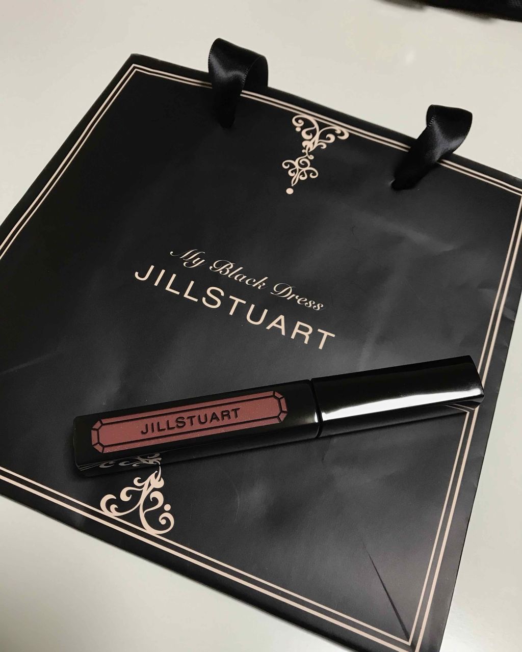 ドレスド ルージュ 04 grace necklace/JILL STUART/口紅を使ったクチコミ（1枚目）