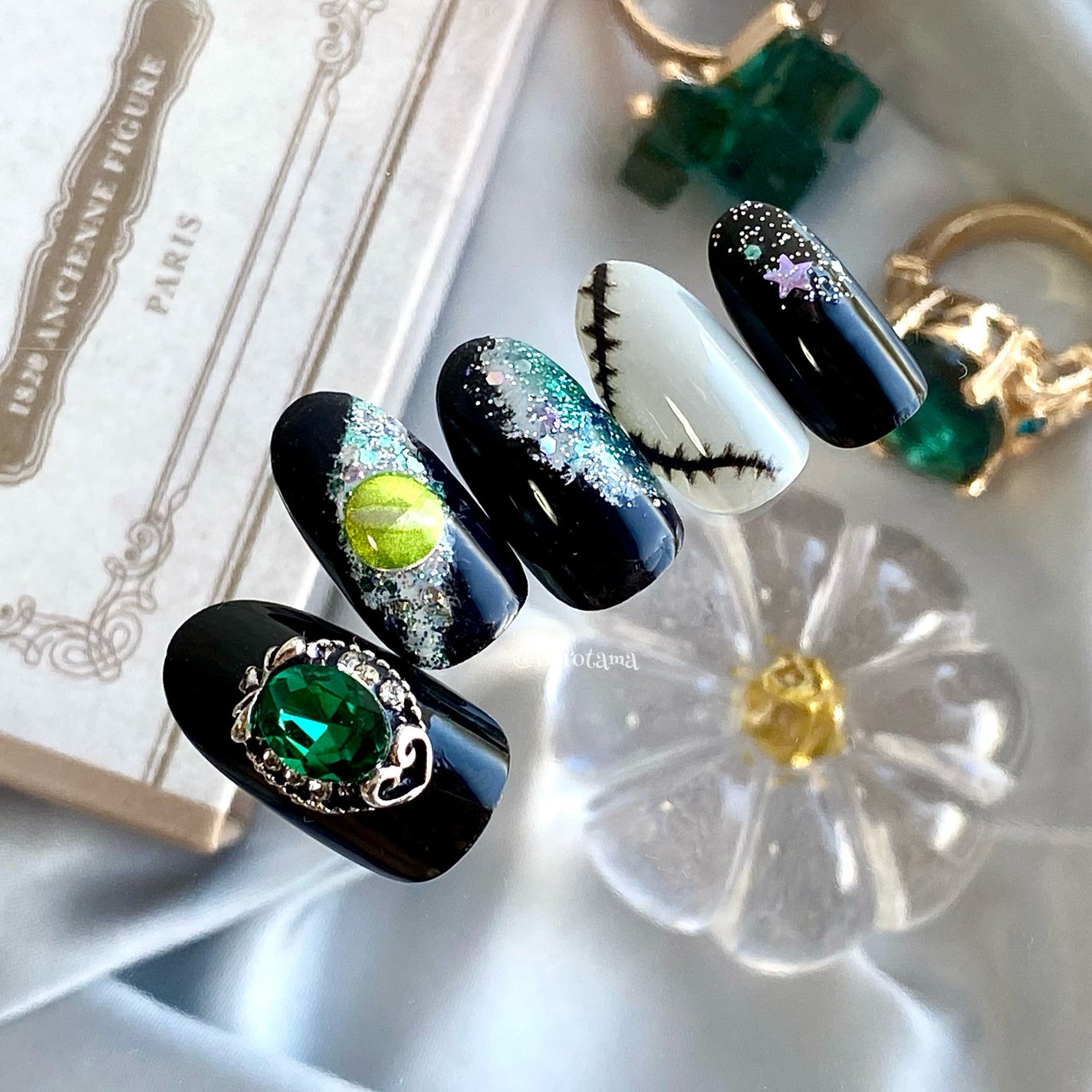 AT濃密グラマラスネイルエナメル/Art Collection/マニキュアを使ったクチコミ(8枚目)