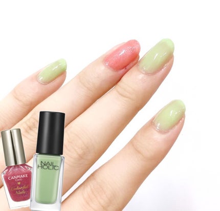 カラフルネイルズ/キャンメイク/マニキュアを使ったクチコミ(2枚目)