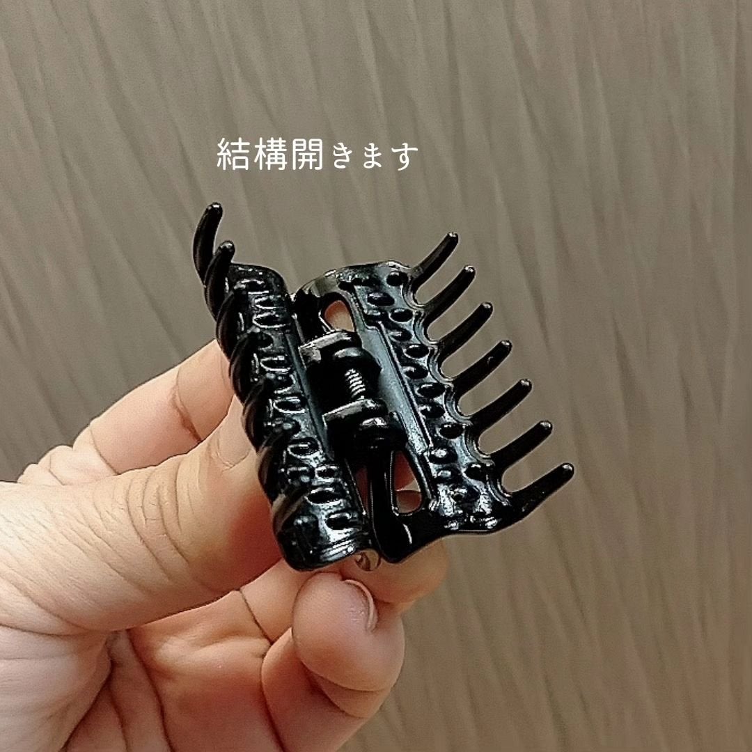 くうたろ on LIPS 「前髪とめる方必見!/きゅっ!ととまるDAISOのヘアクリップ🤫..」(3枚目)