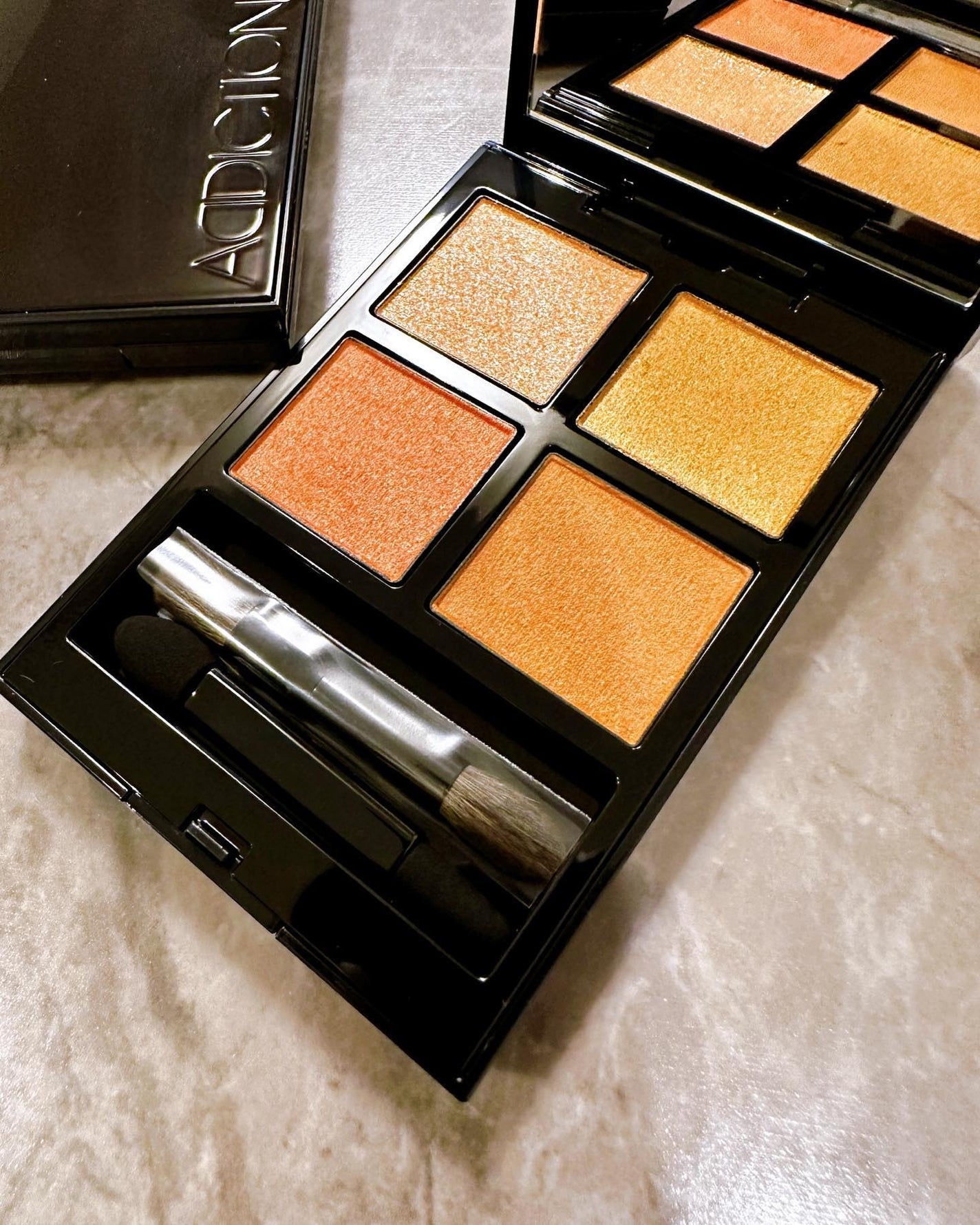 アディクション ザ アイシャドウ パレット +/ADDICTION/アイシャドウパレットを使ったクチコミ(2枚目)