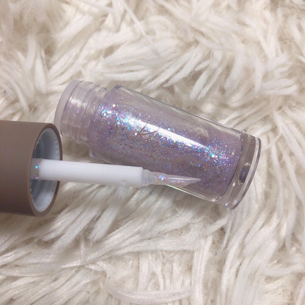 ピックミーアイズグリッター 04 チャームミー/Ririmew/グリッターを使ったクチコミ（2枚目）