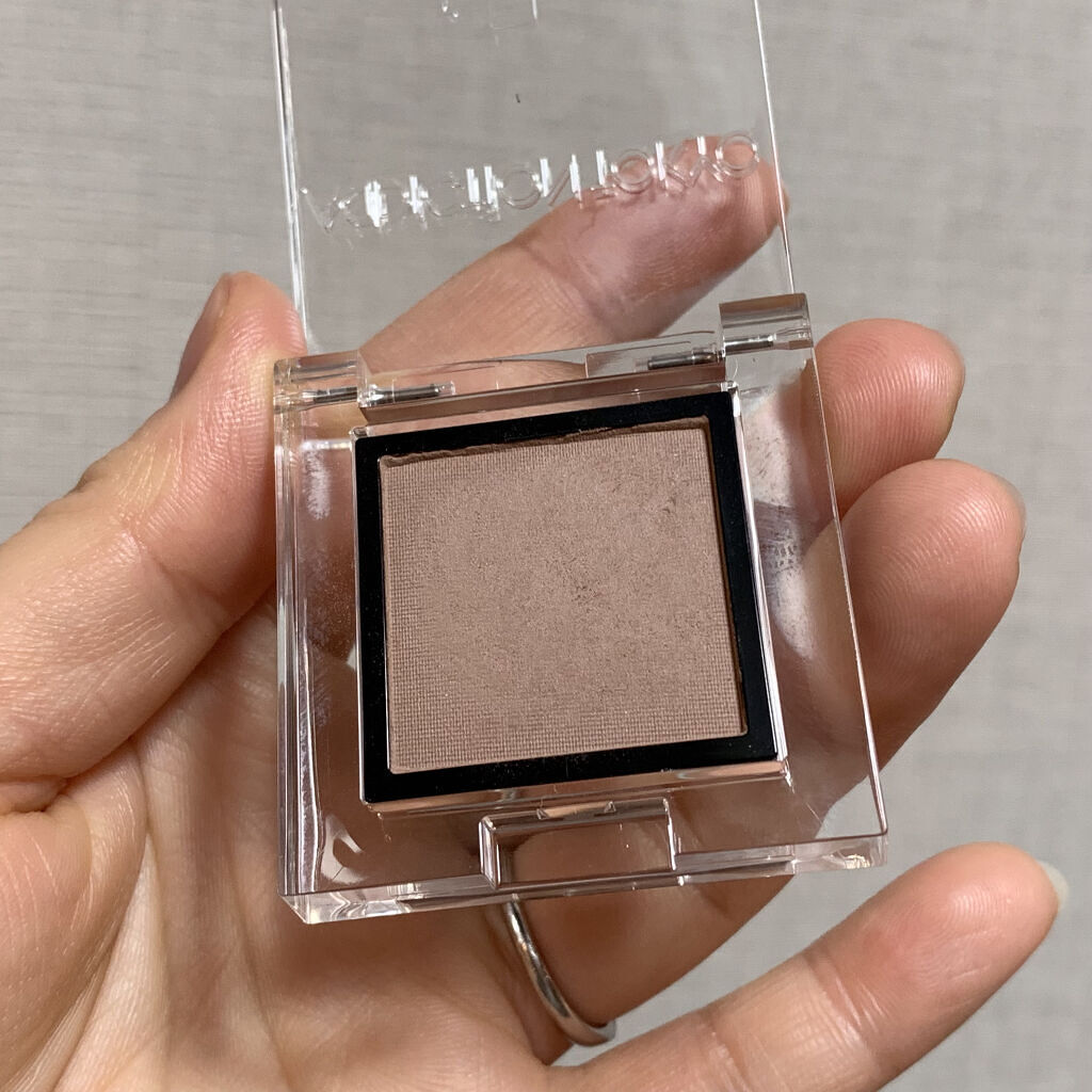 アディクション ザ アイシャドウ マット/ADDICTION/単色アイシャドウを使ったクチコミ（3枚目）