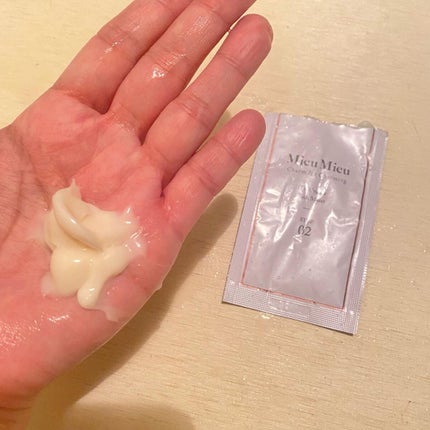 とぅるんて リッチモイスト/MieuMieu/洗い流すヘアトリートメントを使ったクチコミ(3枚目)