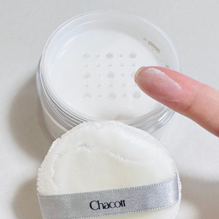 フィニッシングパウダー マット/チャコット・コスメティクス/ルースパウダーを使ったクチコミ(2枚目)