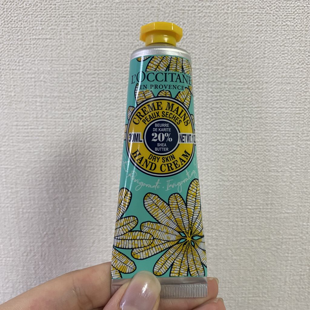 ハピネススマイル シア ハンドクリーム/L'OCCITANE/ハンドクリームを使ったクチコミ（1枚目）