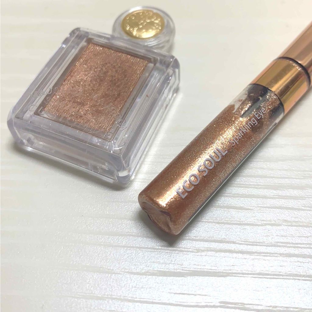 シャドーカスタマイズ/MAJOLICA MAJORCA/単色アイシャドウを使ったクチコミ（1枚目）