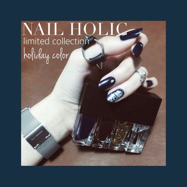 new nail🌌

NAIL HOLICのlimited set
Holiday Colors
ネイビー,バーガンディ,ゴールドラメ,トップコートの4本がセットになっています。

以前同シリーズのla