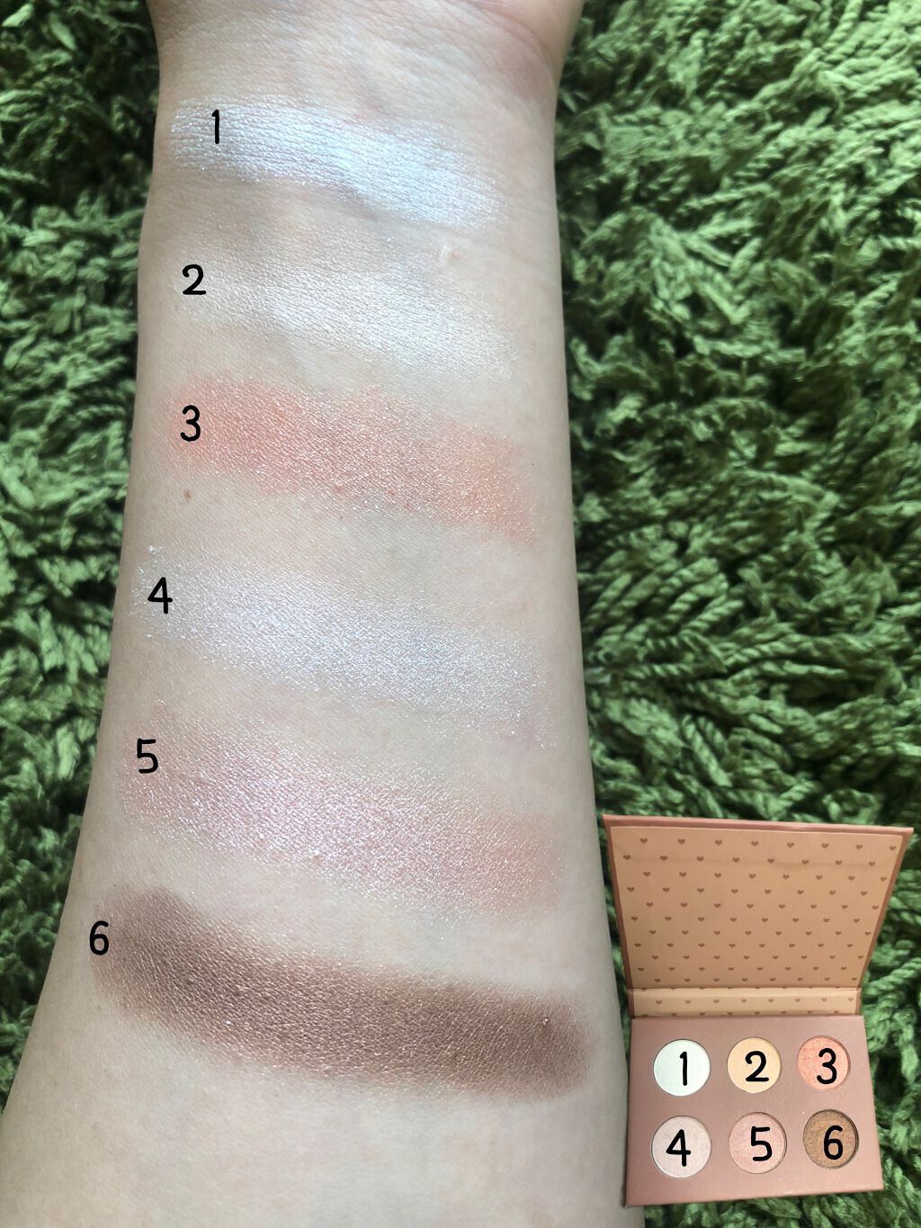 サンキューマートオリジナルディズニーアイシャドウパレット/サンキューマート/アイシャドウパレットを使ったクチコミ(3枚目)