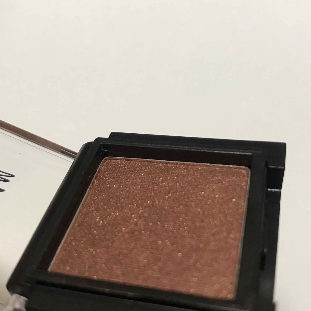 UR GLAM SELECT EYES/U R GLAM/単色アイシャドウを使ったクチコミ(3枚目)