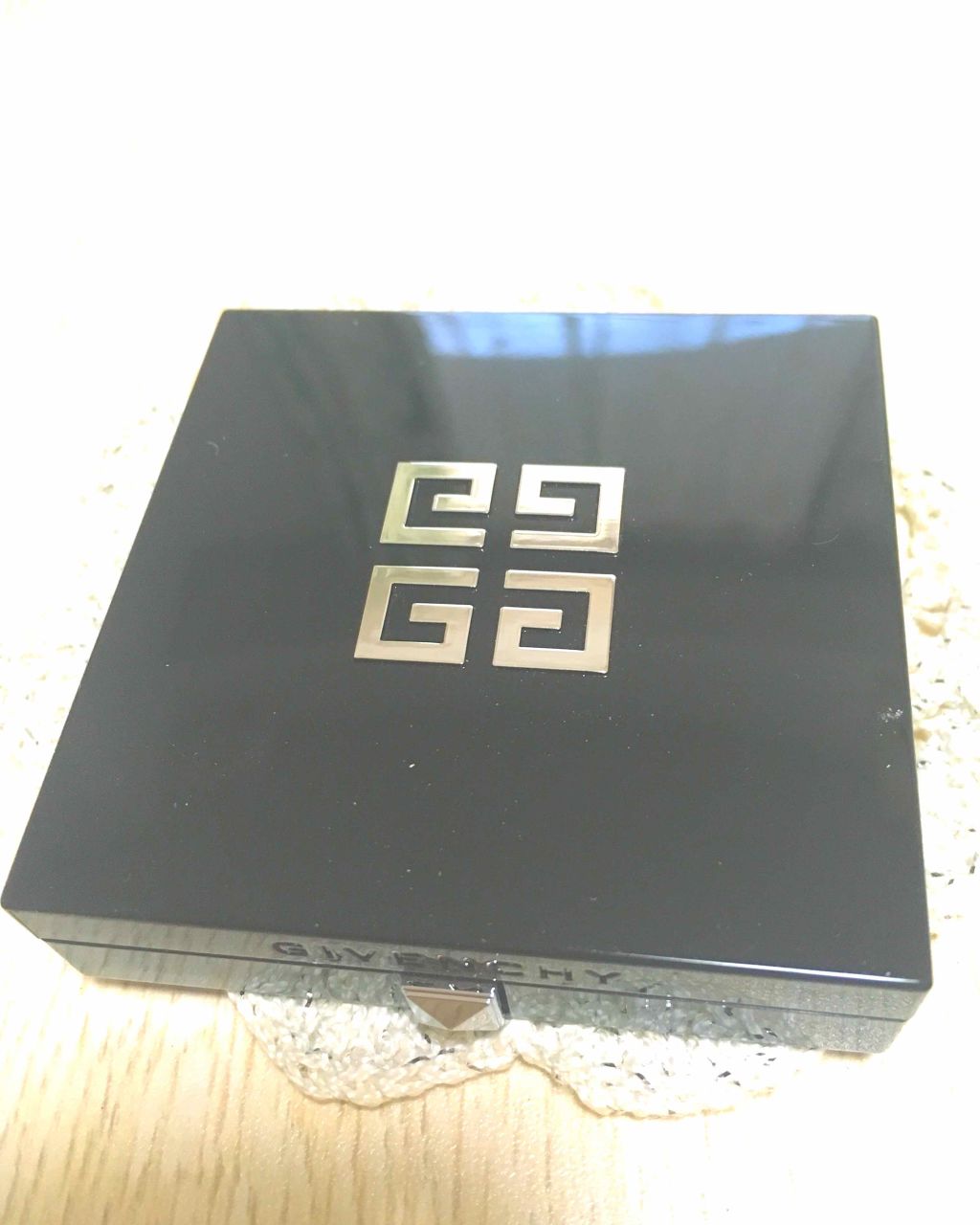 タン・クチュール・シマー・パウダー/GIVENCHY/プレストパウダーを使ったクチコミ(2枚目)