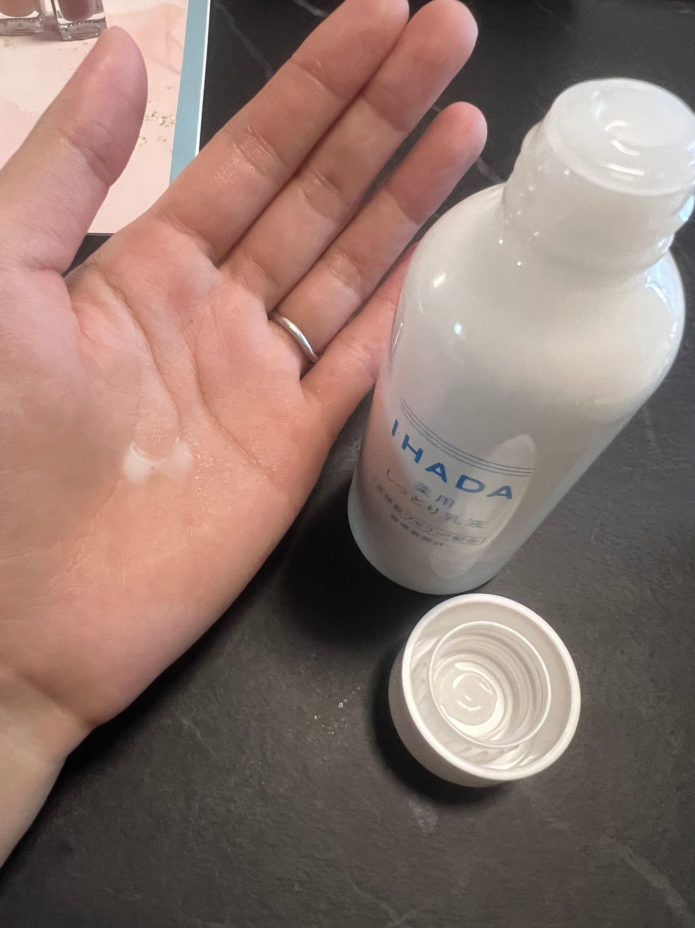 薬用ローション(しっとり)/IHADA/化粧水を使ったクチコミ(3枚目)