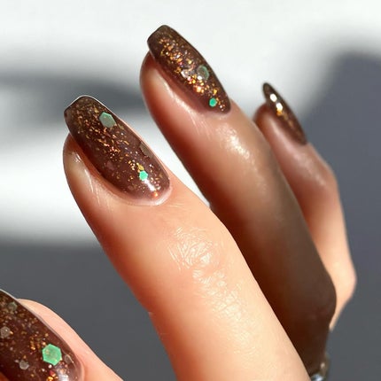 sato 🕊 self nail🫧🤍 on LIPS 「キラキラflashネイルMYSTICJO.のflashフレーク..」(3枚目)