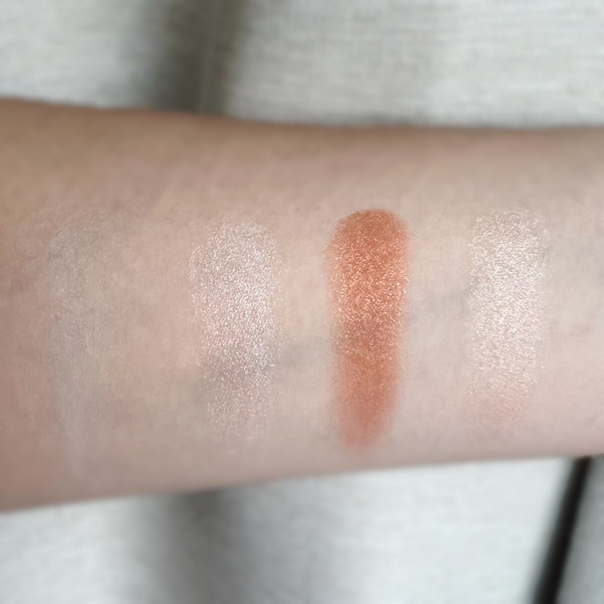 THE アイパレR/b idol/アイシャドウパレットを使ったクチコミ(5枚目)