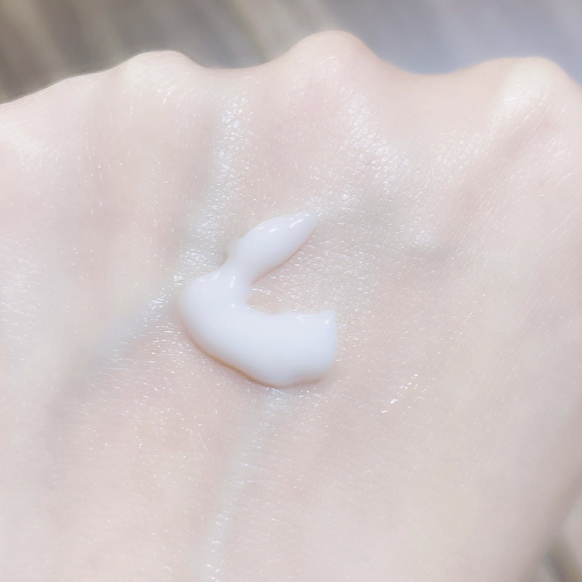 モイスチュア リッチミルク/cresc. by ASTALIFT/乳液を使ったクチコミ（2枚目）