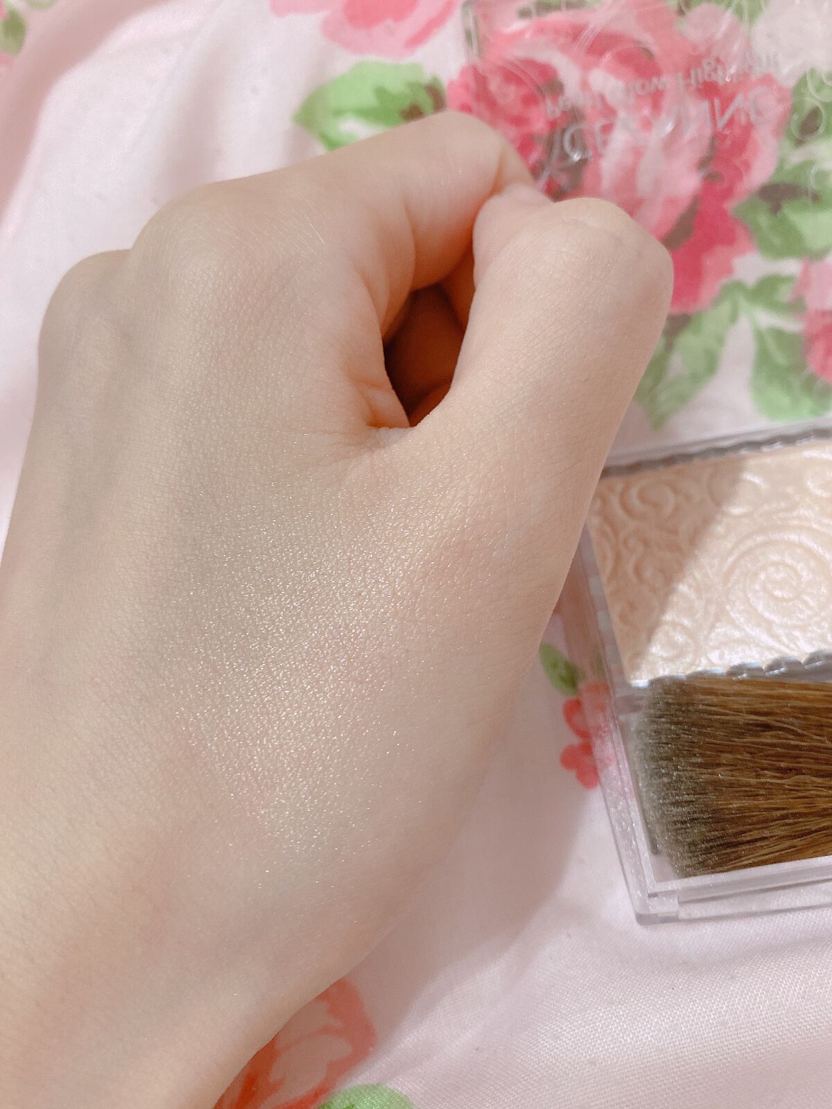 パールグロウハイライト/CEZANNE/パウダーハイライトを使ったクチコミ（2枚目）