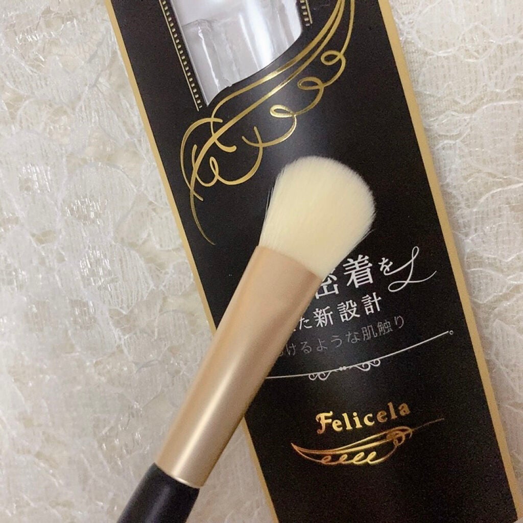 アイシャドウブラシL/フェリセラ/メイクブラシを使ったクチコミ(4枚目)