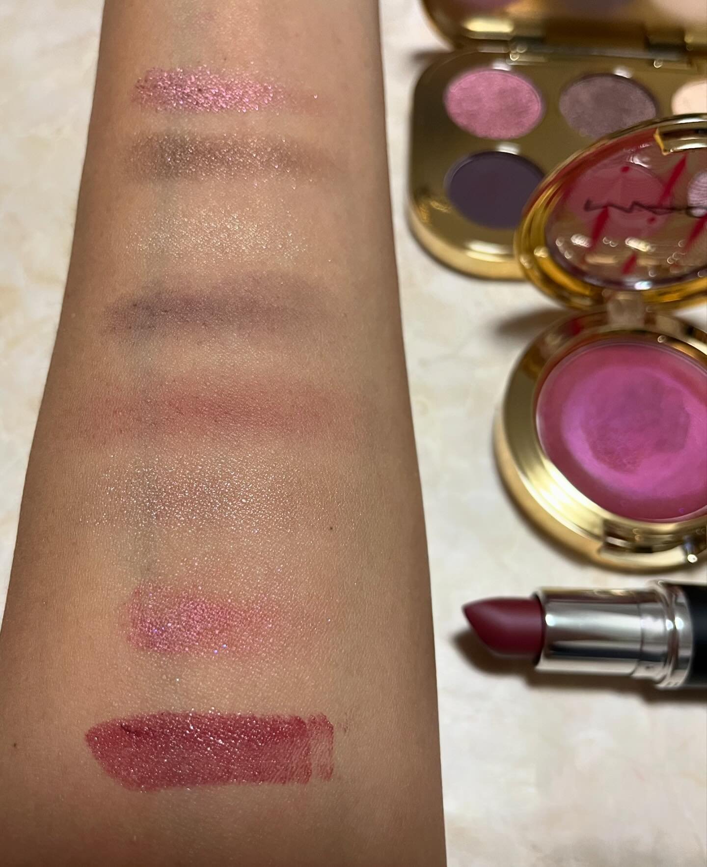 スキン フィニッシュ メタリック クリーム ブラッシュ/M・A・C/ジェル・クリームチークを使ったクチコミ（2枚目）