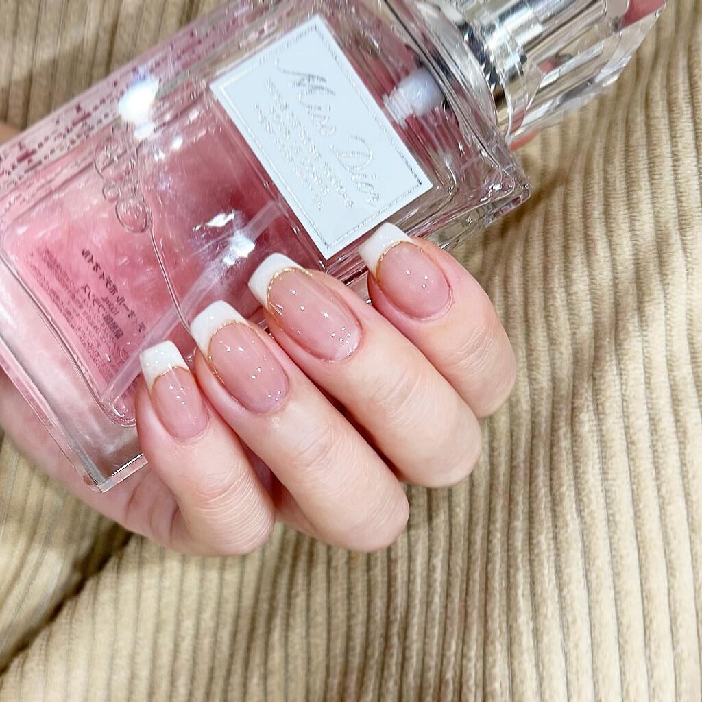 cst on LIPS 「#frenchnails#フレンチネイル#マーブルネイル💅#ネ..」(1枚目)