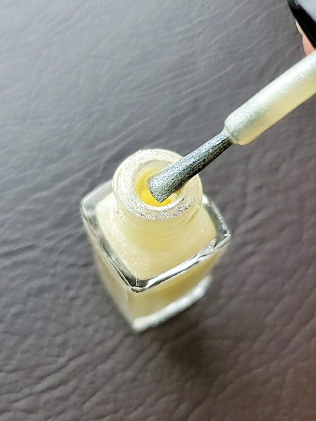 ネイルホリック フローズンシュガー/ネイルホリック/マニキュアを使ったクチコミ(4枚目)