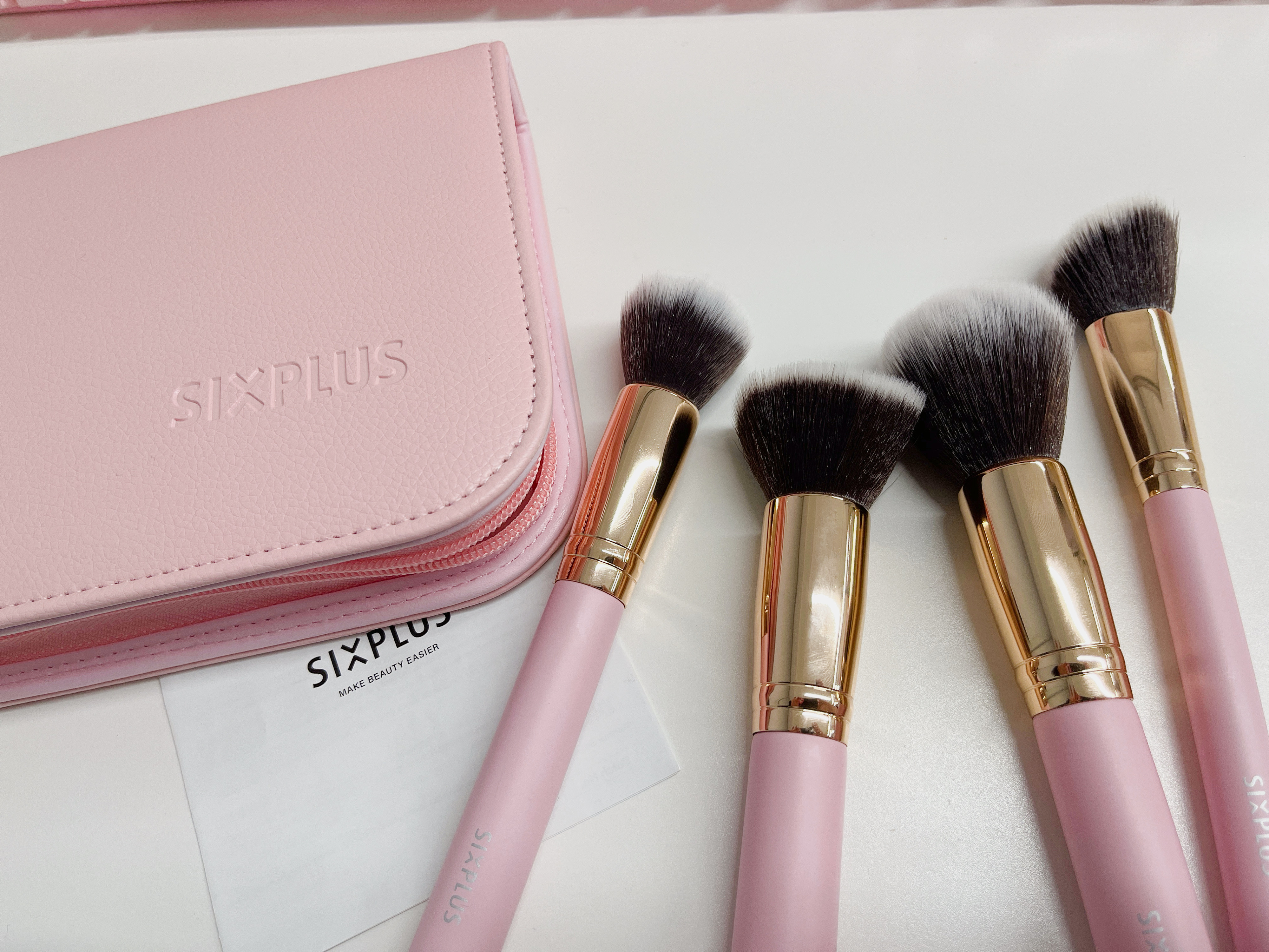 貴族のゴールド メイクブラシ11本セット 化粧ポーチ付き/SIXPLUS/メイクブラシを使ったクチコミ（1枚目）