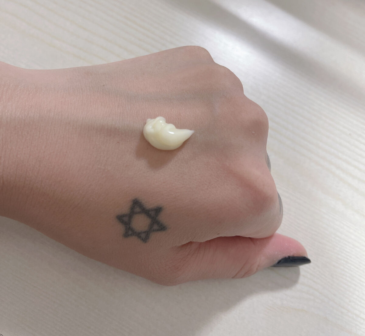  V スポットクリーム /unlabel/フェイスクリームを使ったクチコミ（2枚目）