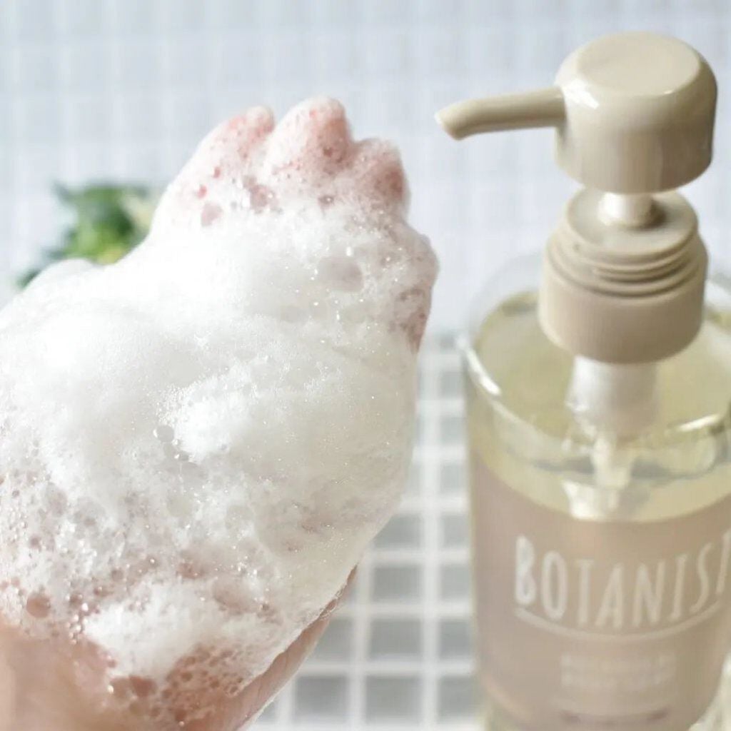 ボタニカルボディーソープ(ディープモイスト)/BOTANIST/ボディソープを使ったクチコミ(3枚目)